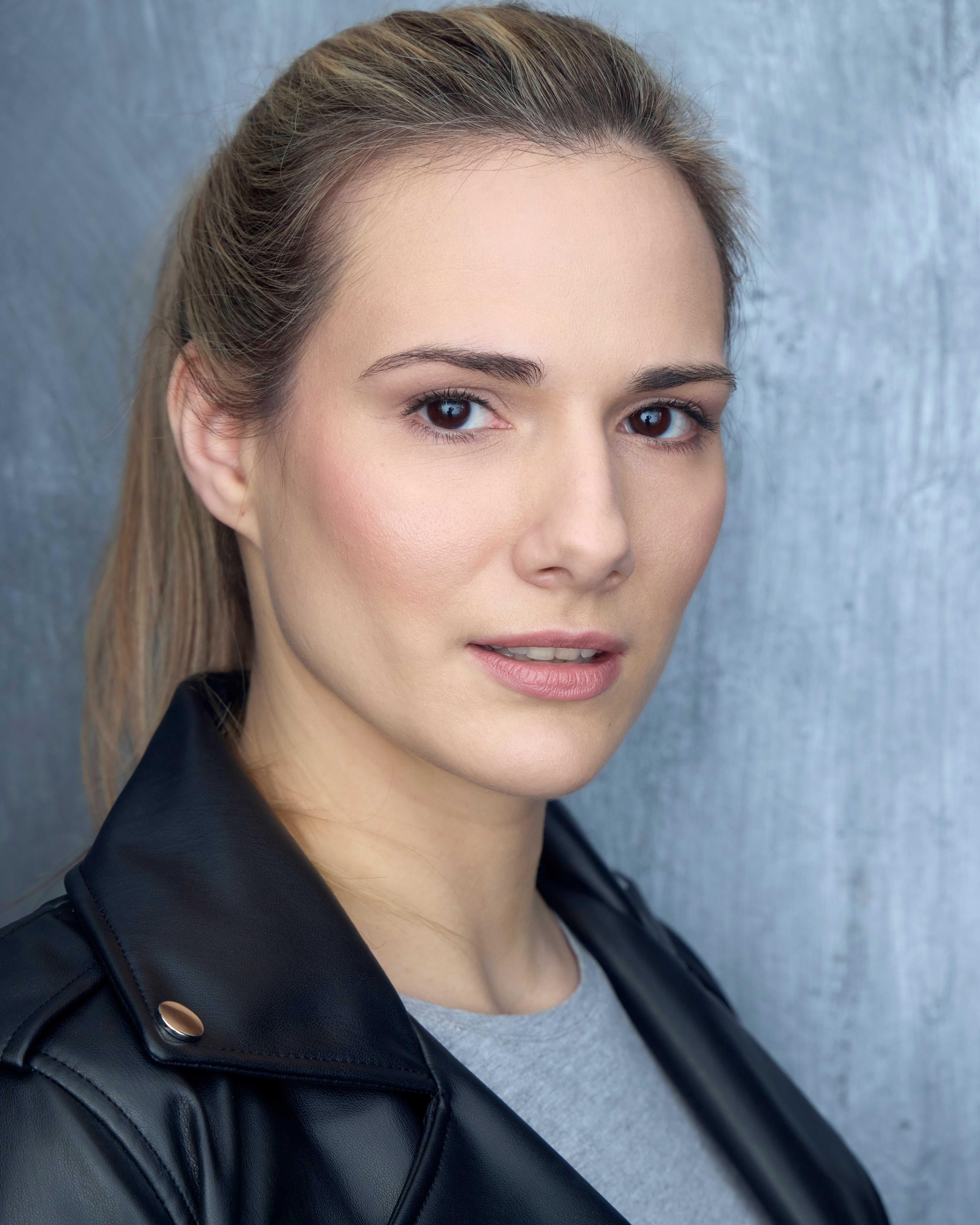 Bernadett Swann second headshot